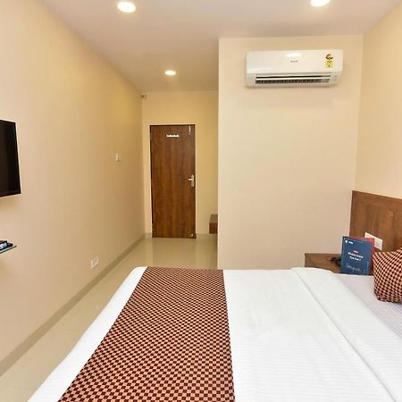 Oyo 8757 Prakash Inn Mumbai Exterior foto