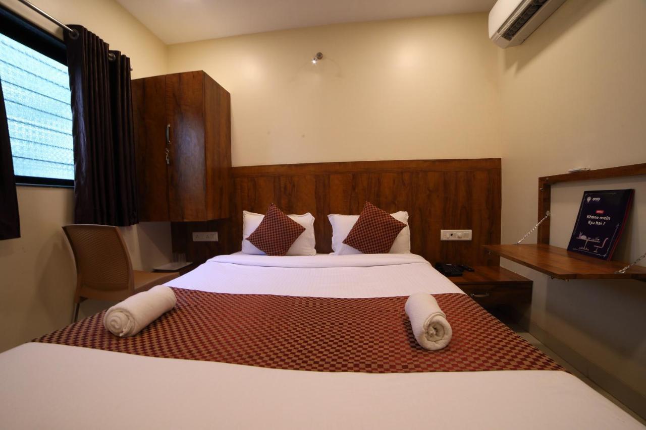 Oyo 8757 Prakash Inn Mumbai Exterior foto