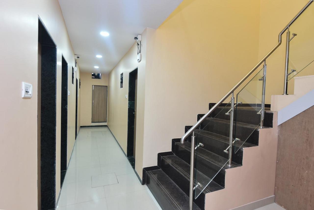 Oyo 8757 Prakash Inn Mumbai Exterior foto